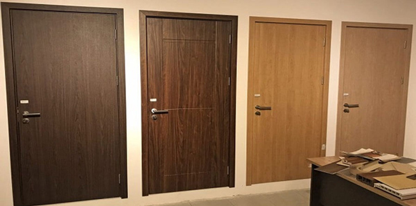 Cửa nhựa composite có bị phai màu không