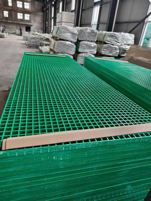 Sàn grating composite FRT giá rẻ tại Hải Dương